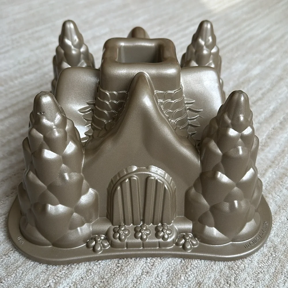 Williams Sonoma Nordic Ware HANSEL & GRETEL Bundt Pan Cake Mold 10 Cup